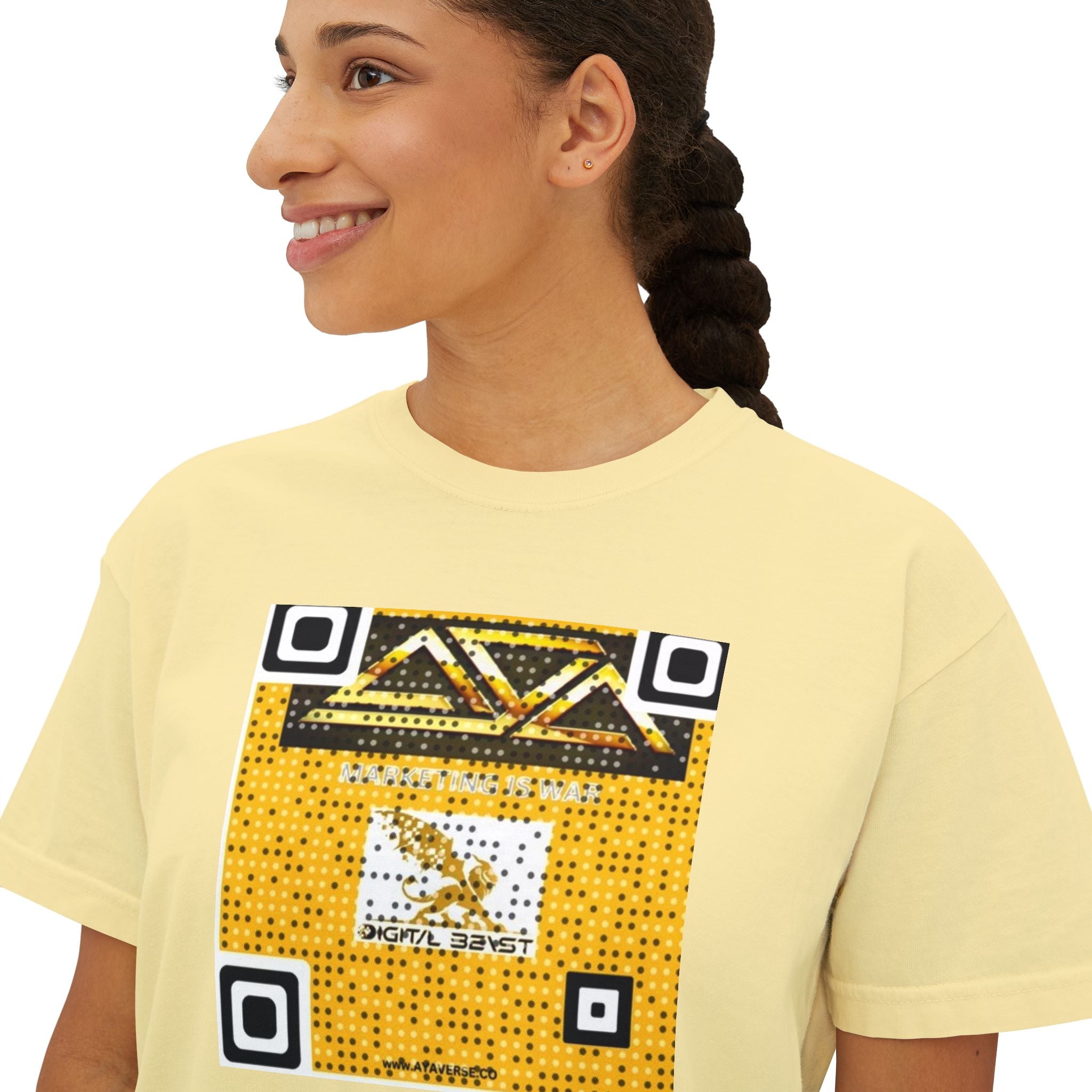 Stylish Women's Crop Top with Unique Graphic Design